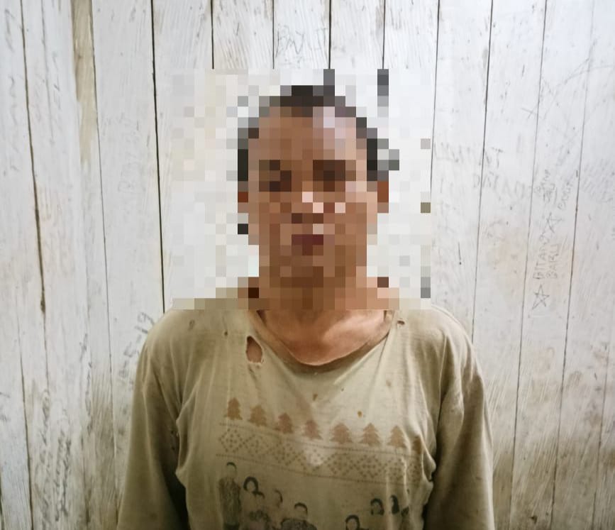 Tersangka, MAT (60), kini mendekam di sel tahanan Polsek Long Apari. (Sumber foto: Humas Polres Kutai Barat).